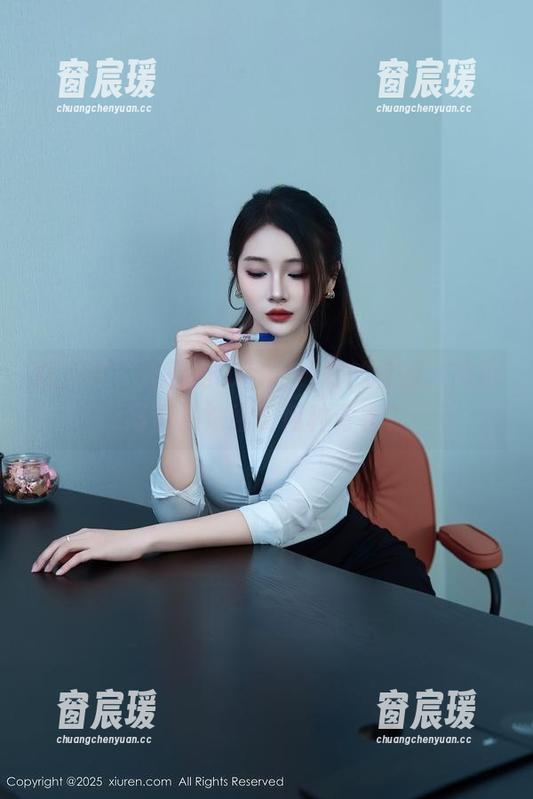 秀人网 - 这就是lucky咏丹的校园，高清写真集浓缩了何种青春？-窗宸瑗