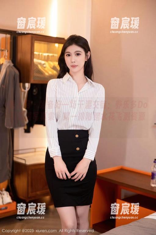 秀人网 - 准备好一场干湿交锋：养乐多Doll泳装写真集，第一排附赠水花飞溅资源！-窗宸瑗