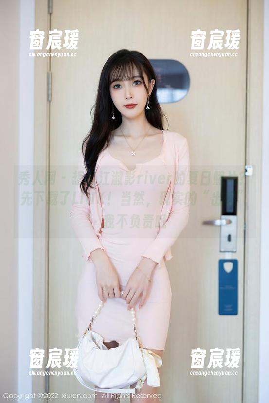 秀人网 - 想看江淑影river的夏日照片？先下载了LINK！当然，现实的“出错”我不负责哦-窗宸瑗