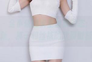 秀人网 - 金小依的裤里丝新动态：写真集更新，裤子和丝袜的欢聚时刻！
