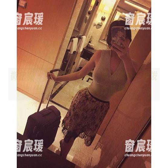 微密圈 - 童小芯的新品，高清到每一根发丝都跟你打招呼的作品集！-窗宸瑗
