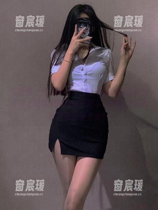 微密圈 - 原图展示：总感觉粉色的猪陈佩奇穿上这礼服就像在开跑车，她就是速度与奇葩的结合体！-窗宸瑗