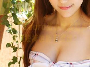 美媛馆 - 看了Laura张小妮的短裤写真，难道短裤也能有灵魂？
