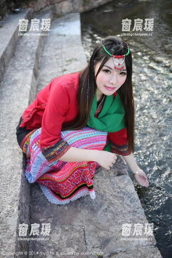 美媛馆 - 图库精选：李可可和她的白裙，一个毫不做作的瞬间。-窗宸瑗