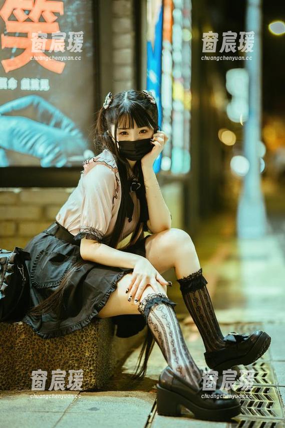 不一样的落落Raku：最新LilyWhite资源，快好奇一下吧-窗宸瑗