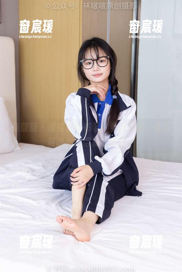 袜啵啵 - 瑶瑶的帆布鞋：免费图集，看这鞋怎么拍得如此诗意。-窗宸瑗