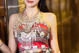 语画界 - 看完绯月樱-Cherry的黑白私拍合集，我有点被治愈了？