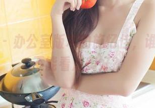 青豆客 - 办公室版本的施忆佳，谁说上班不能看点美好？
