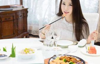 魅妍社 - 在这高清的视角下，棉袜竟然能透露出那么多，谢芷馨Sindy你这是要反转我的认知吗？