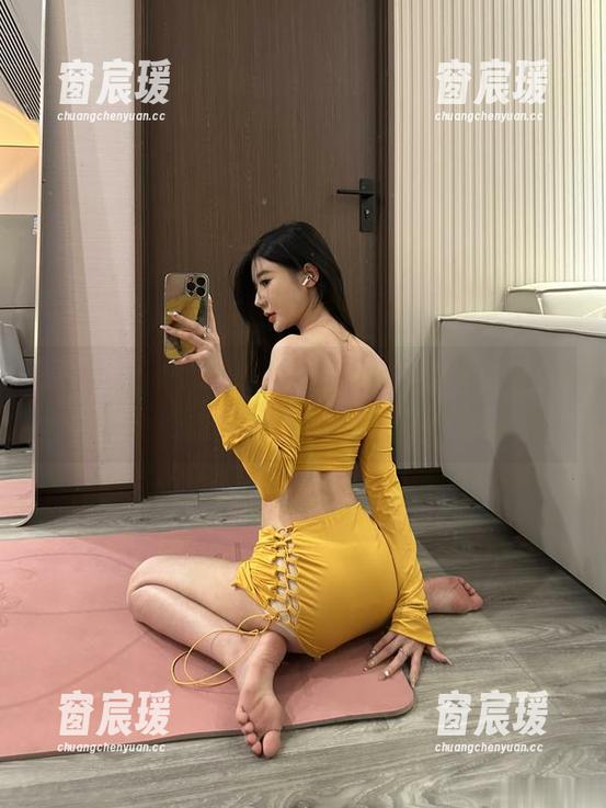 微密圈 - 黎允熙baby的枣红睡裙,壁纸也想穿上点颜色!-窗宸瑗 微密圈 - 黎允熙baby的枣红睡裙,壁纸也想穿上点颜色!-窗宸瑗